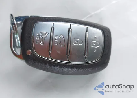 2017 Hyundai Tucson Se Plus from USA, damaged, VIN KM8J33A44HU368387